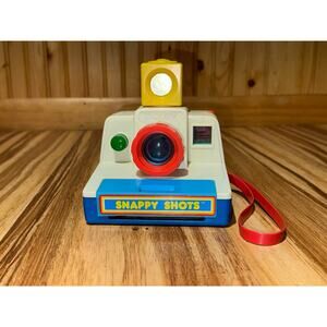 Vintage 1979 Tomy Snappy Shots Toy Camera